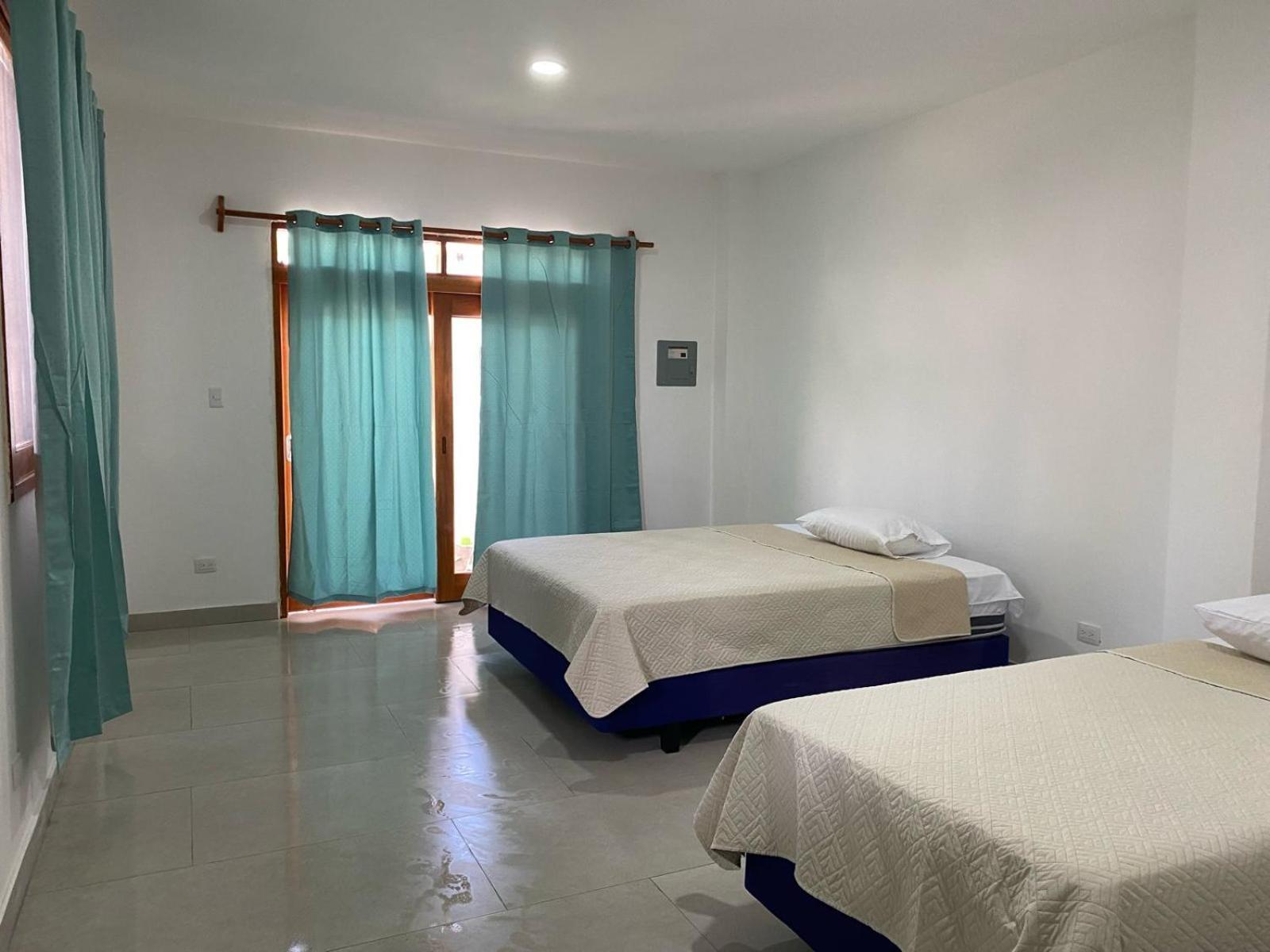 Hotel Penguin House Puerto Villamil Exteriér fotografie