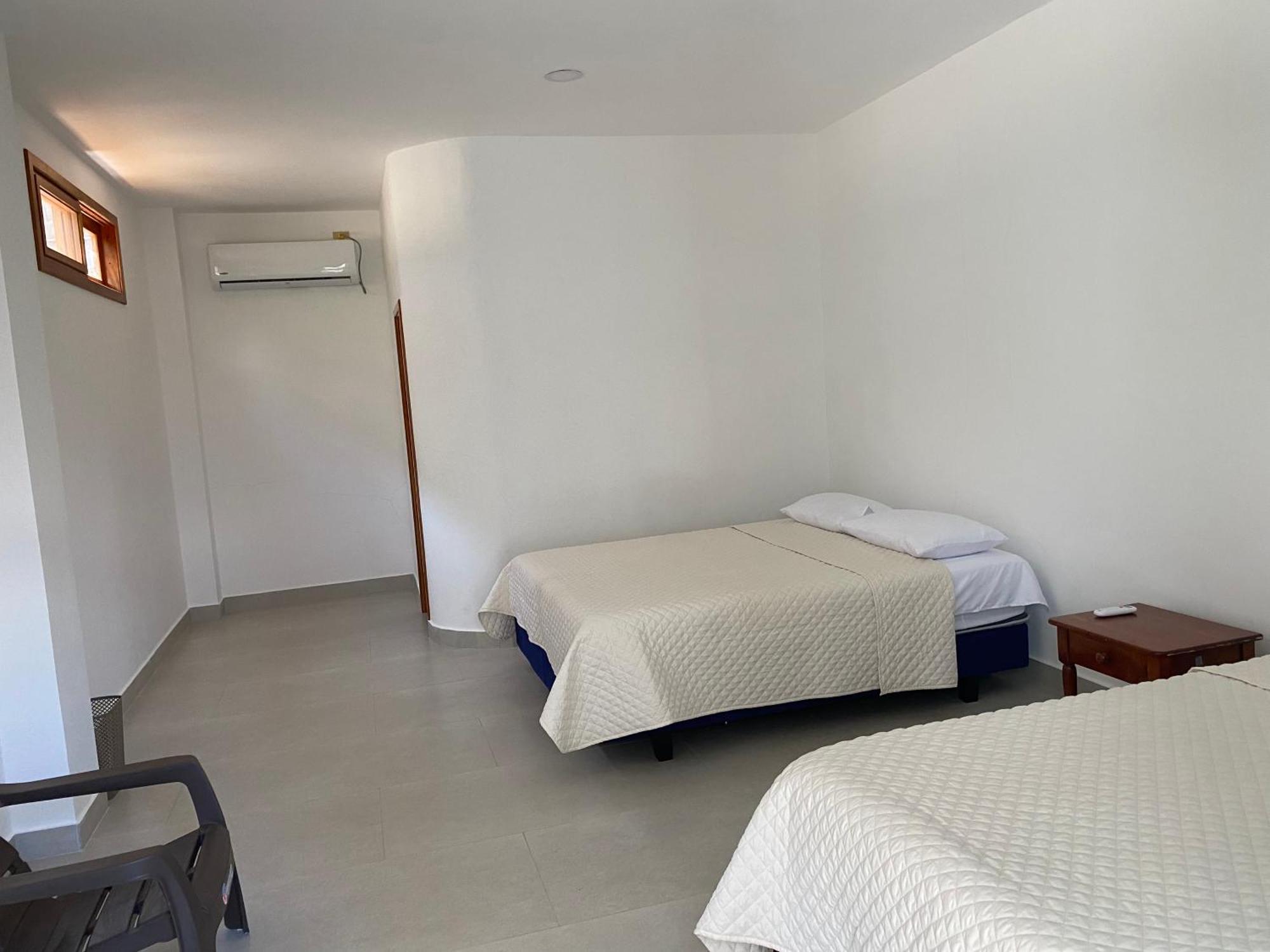 Hotel Penguin House Puerto Villamil Exteriér fotografie