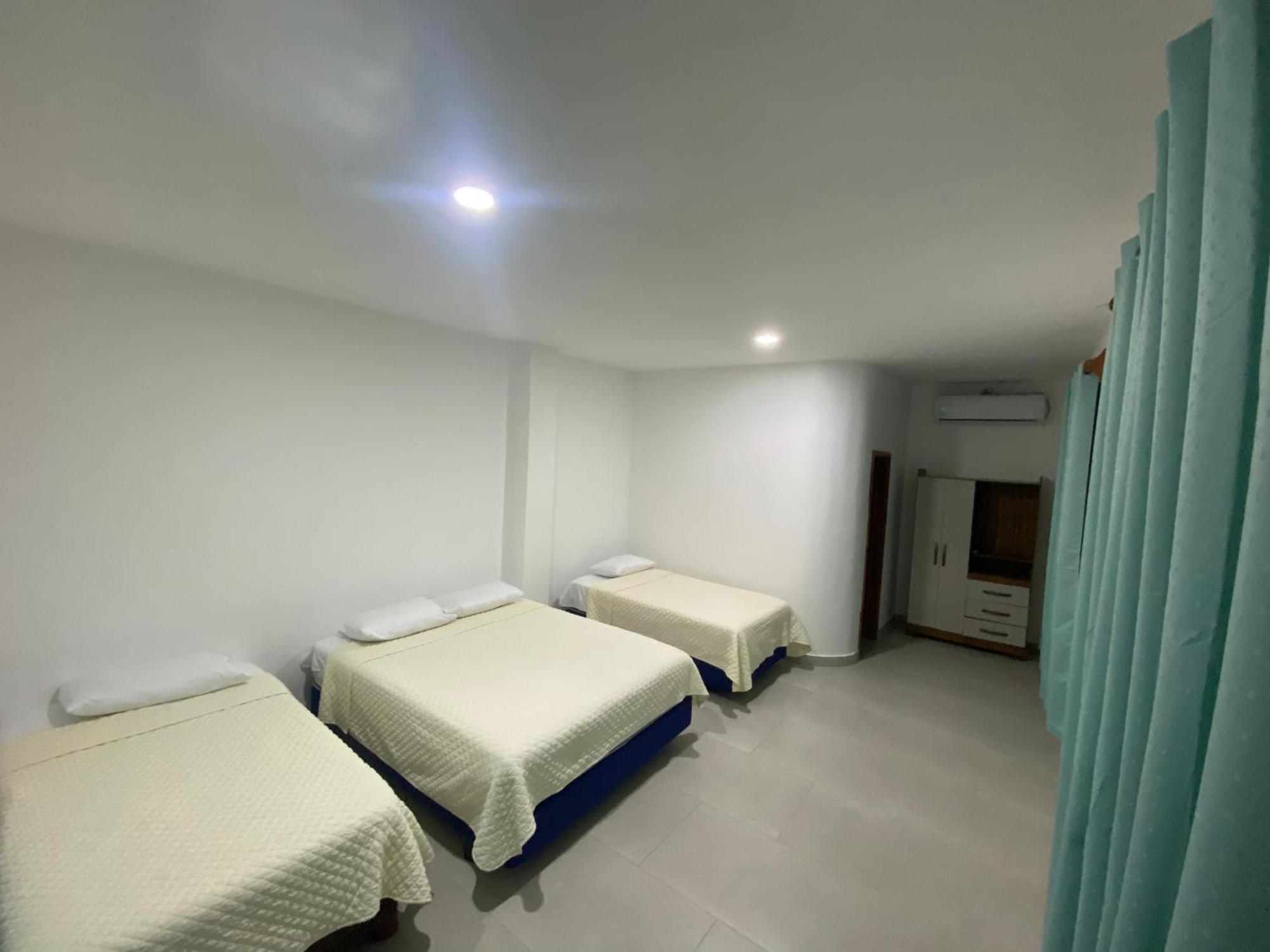 Hotel Penguin House Puerto Villamil Exteriér fotografie